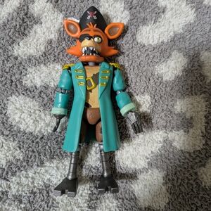 5/25$ Pirate Foxy Figure